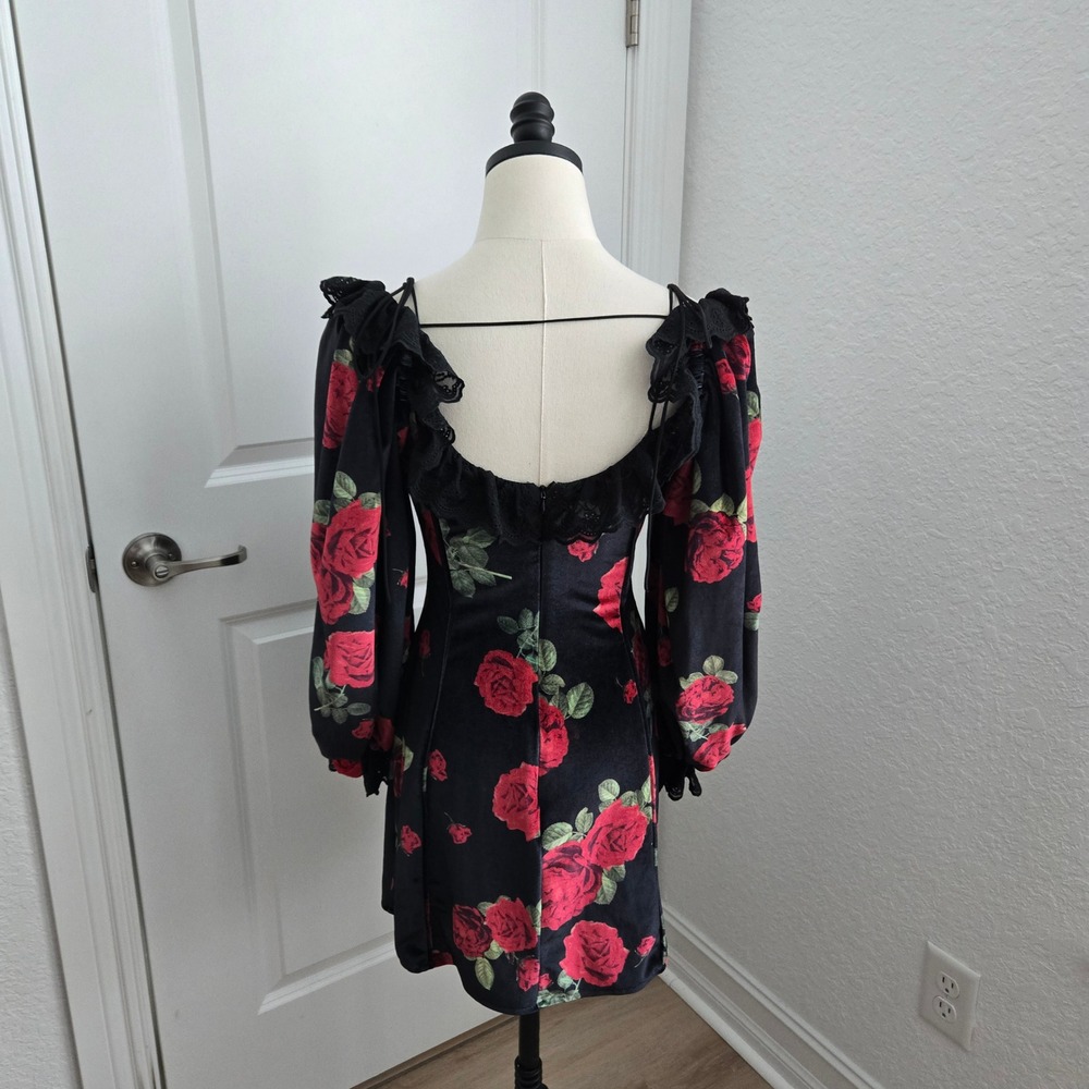For Love & Lemons Yara Printed Velvet Mini Dress Black Red Rose Lace Ruffle - Picture 4 of 9